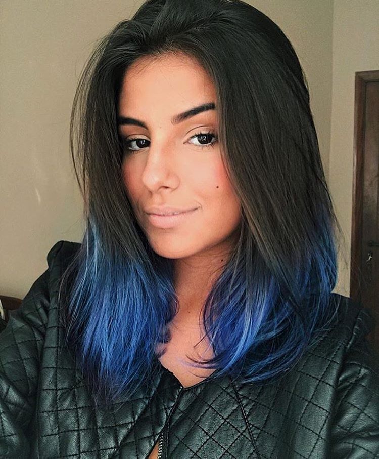 cabelo longo com californiana azul