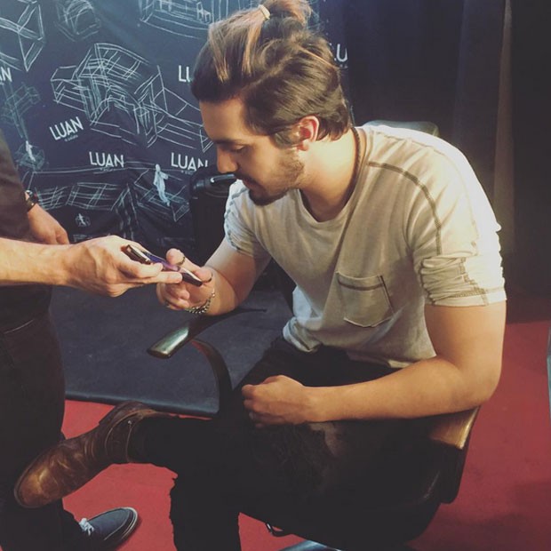 Guia Completo: Como Fazer o Topete Volumoso do Luan Santana