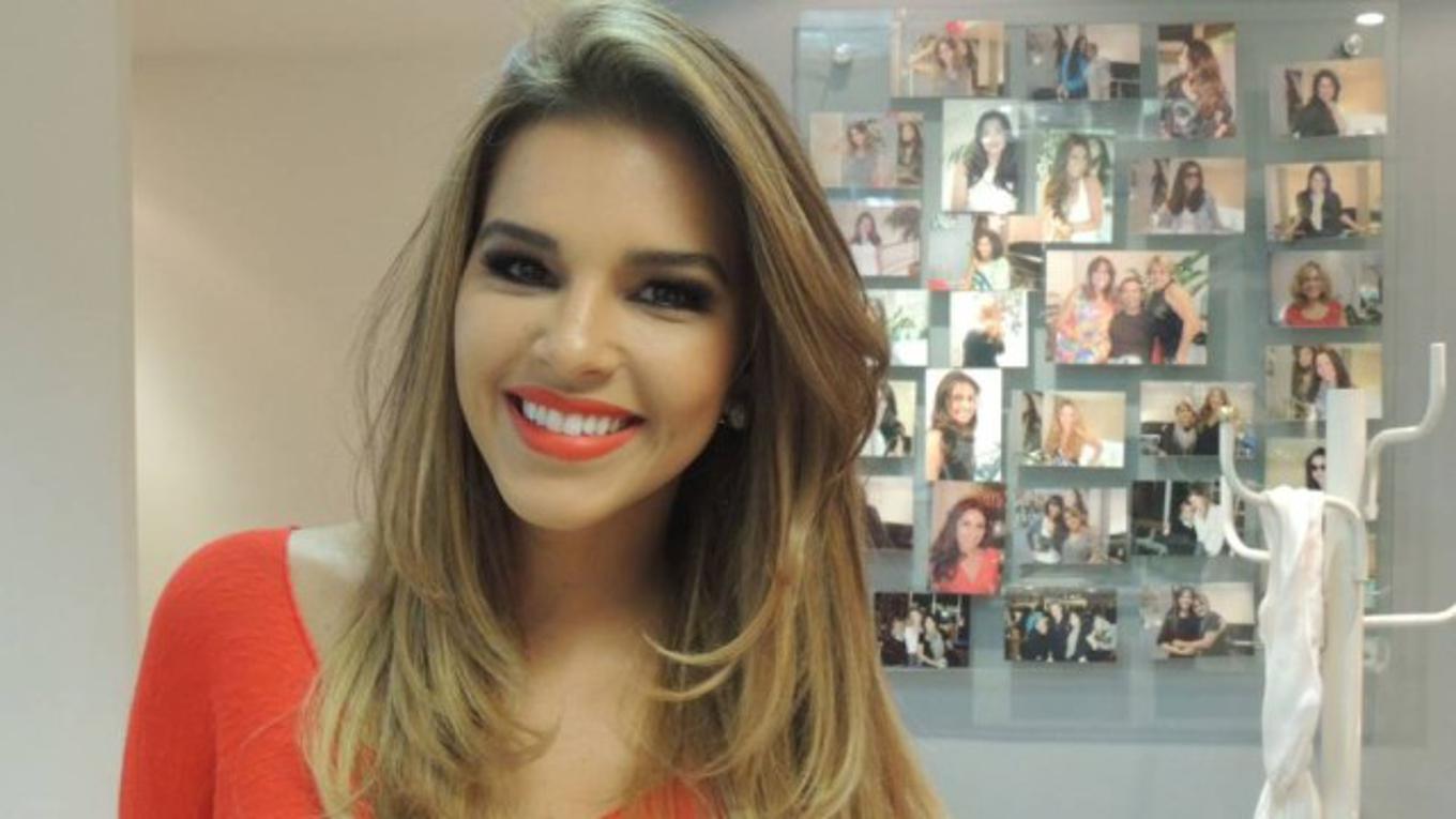 cabelo mariana rios curto