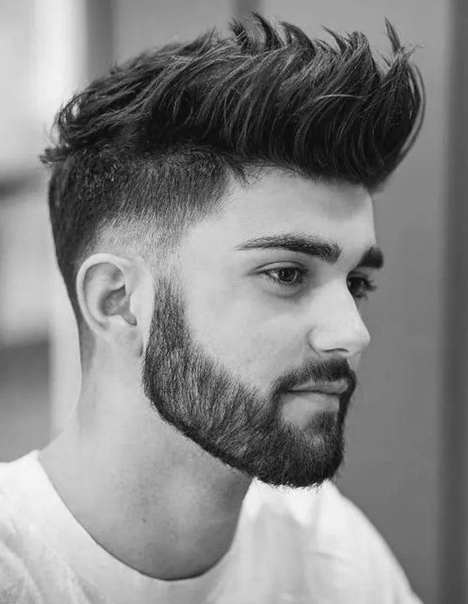 Cabelo Cacheado Masculino: Como Valorizar a Textura Natural