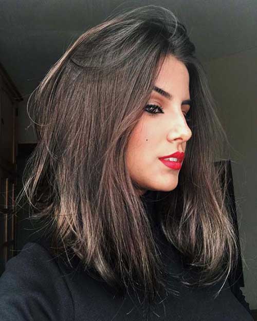 corte de cabelo médio desfiado