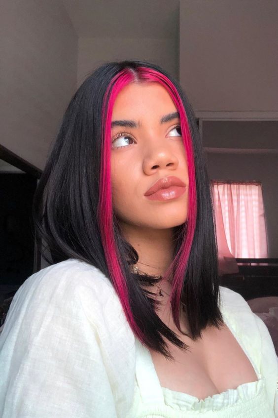 Guia Completo: Como Descolorir o Cabelo para Tons Fantasia Azul e Rosa