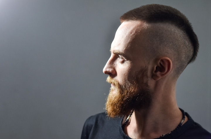 Como Manter seu Moicano Impecável: Dicas de Finalização e Frequência de Corte