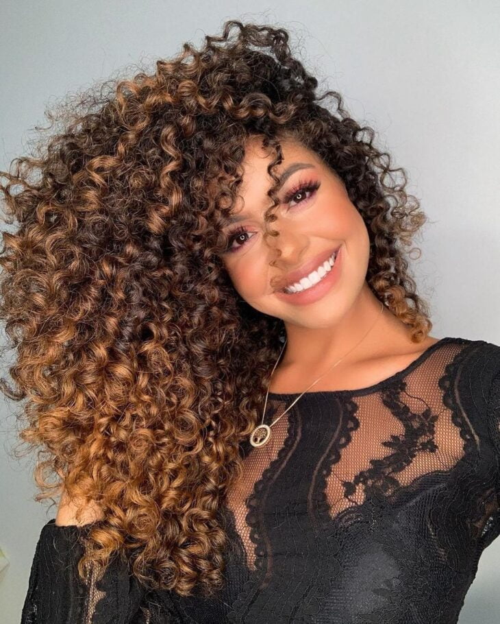 Manutenção e Cuidados para Cabelos Morena Iluminada Caramelo