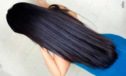 Preto Azulado ou Natural: Qual o Melhor Tom para Cabelos Longos?