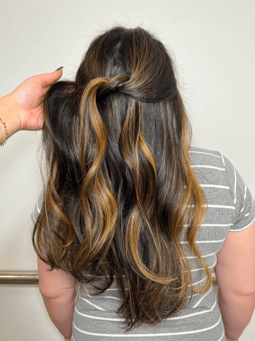 Desvendando o Ombré Hair: Mitos e Verdades sobre a Coloração e Seus Benefícios