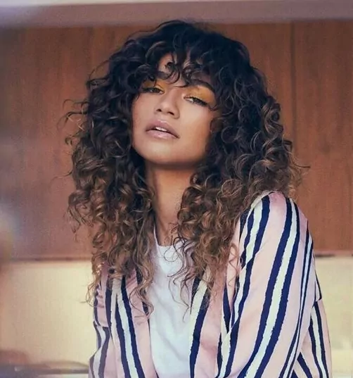 Franja Cortininha vs. Franja Borboleta: Qual a Melhor para Você?