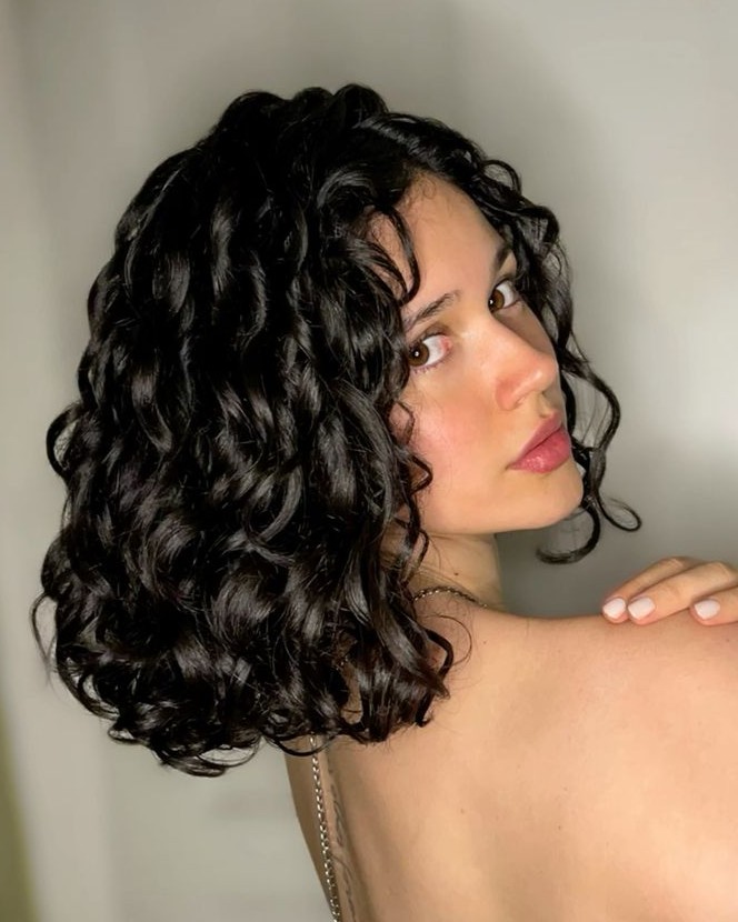 Cabelo Ondulado Curto