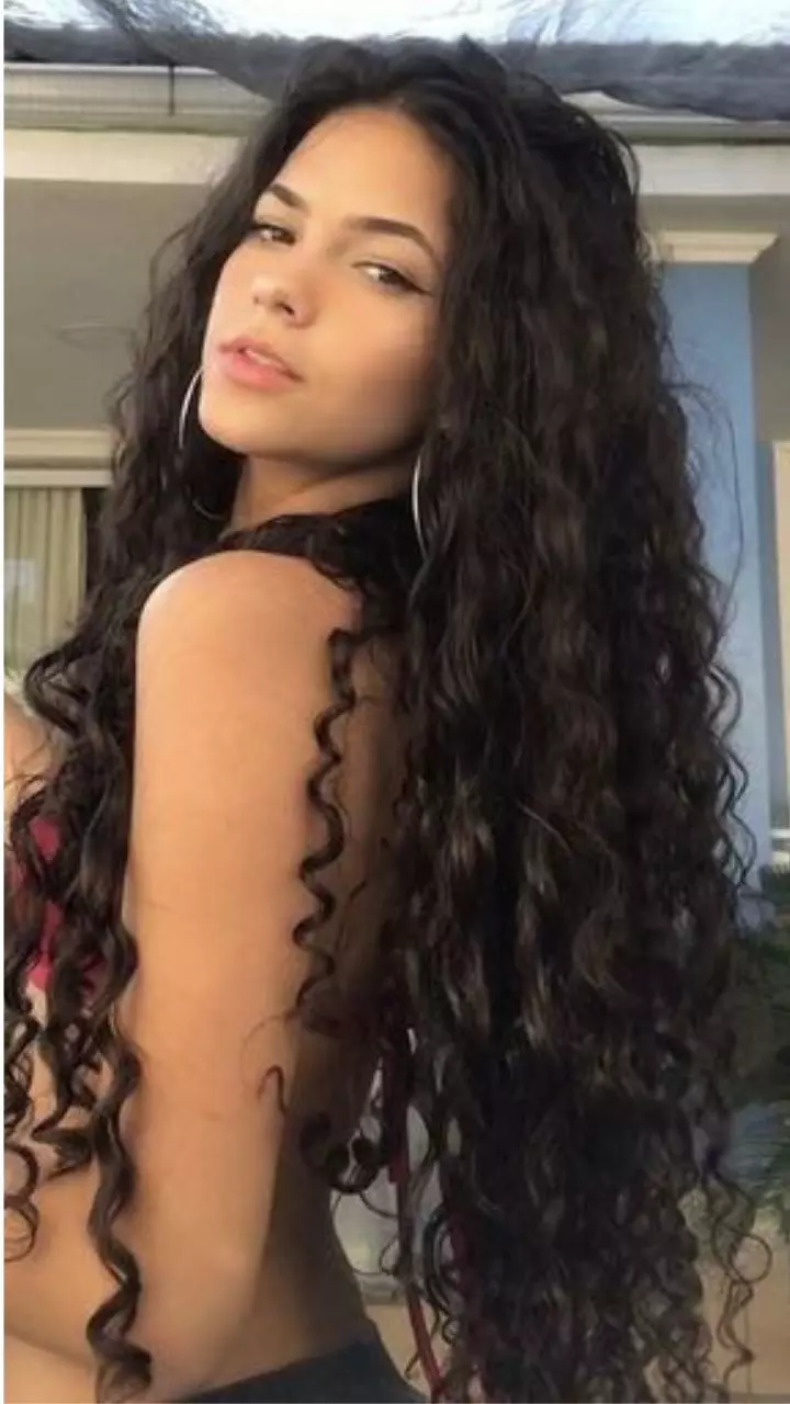 manutenção cabelo preto cacheado