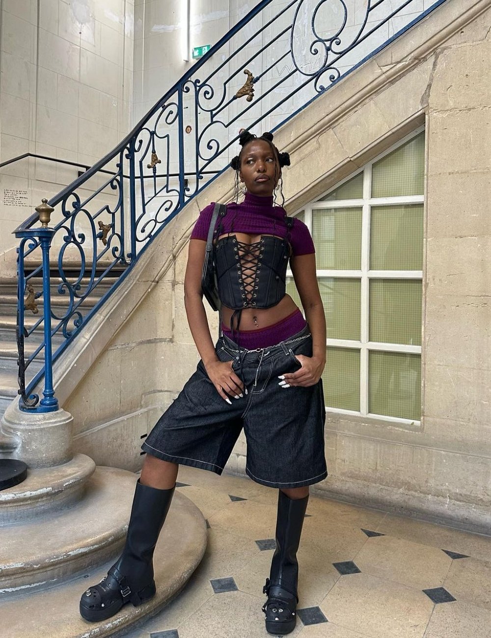 5 Maneiras de Adotar o Estilo Cabelo Punk
Como o Cabelo Punk Influencia a Moda Atual
Guia Completo: Cortes e Cores do Cabelo Punk
DIY: Faça Seu Próprio Penteado Punk
O Legado do Cabelo Punk na Cultura Pop