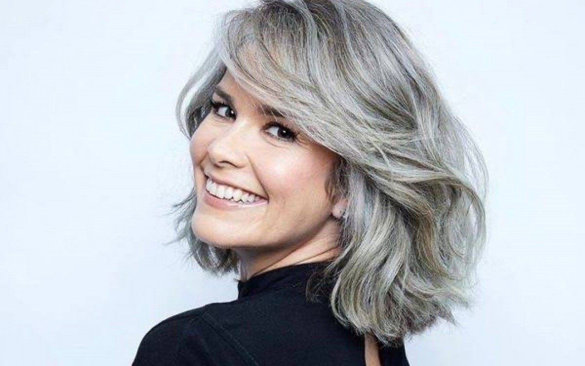 A Filosofia de Beleza de Renata Vasconcellos: Aceitação e Autenticidade