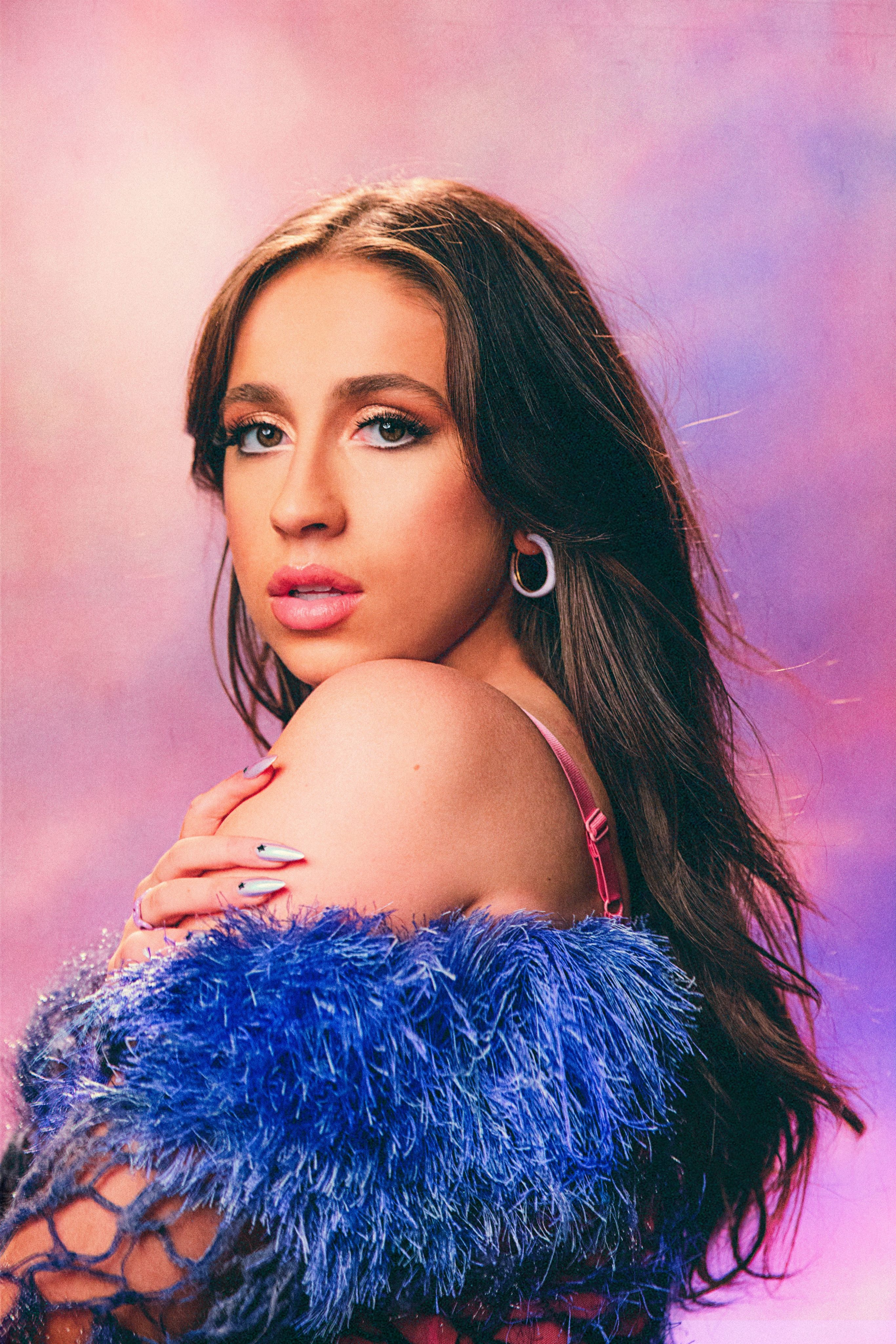 volume cabelo Tate McRae