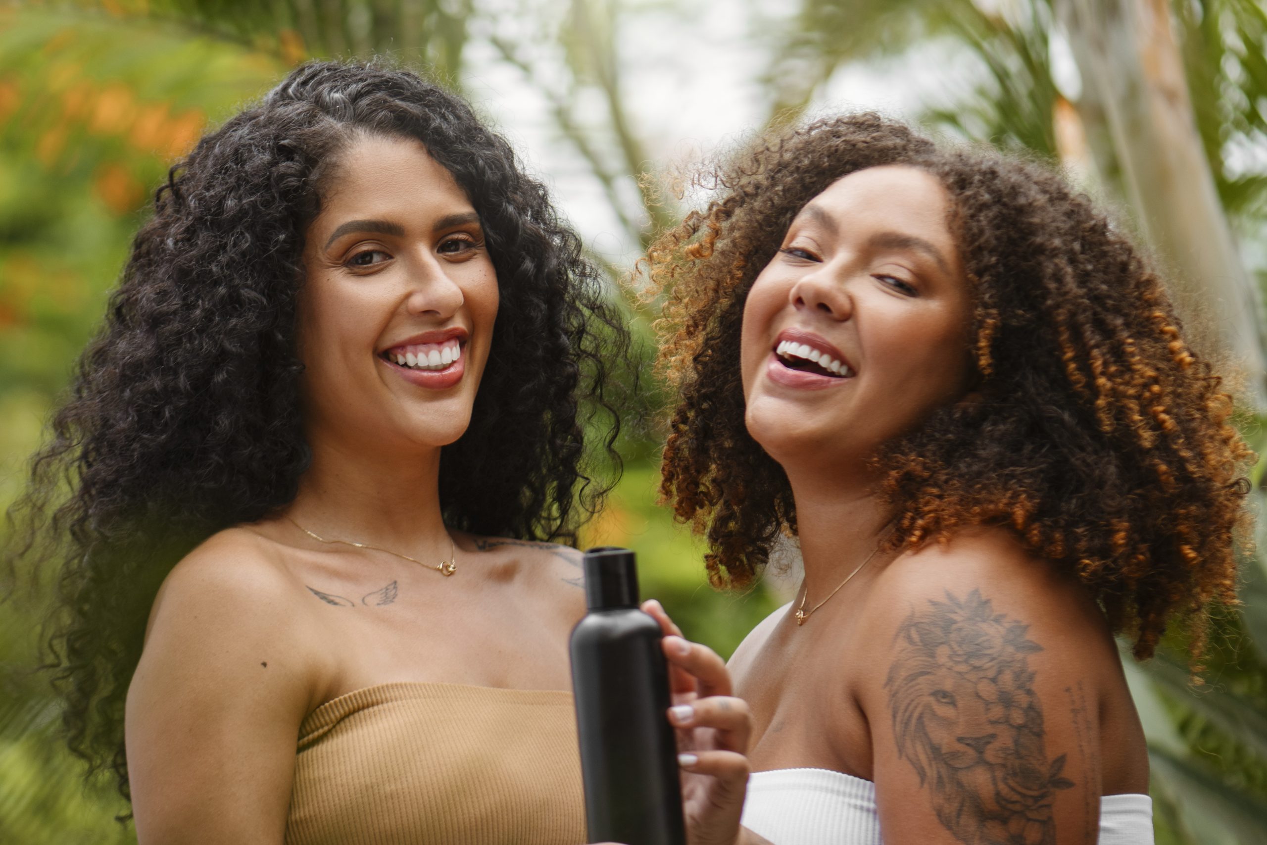 como evitar cabelo ressecado no verão