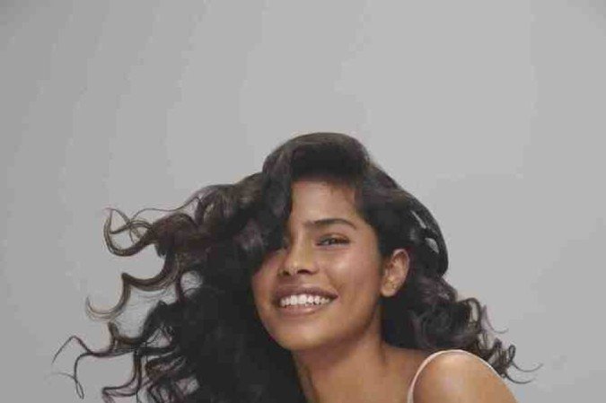 Desvendando os Tipos de Cabelo Ondulado: 2A