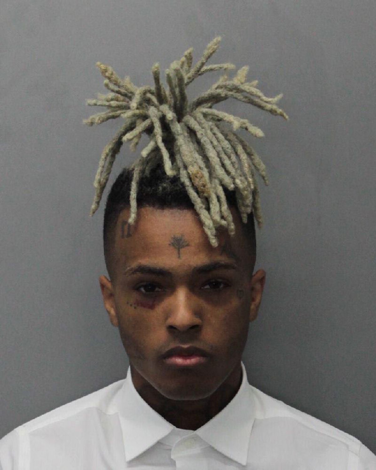 XXXTentacion: Análise da Psicologia por Trás de Suas Transformações Capilares