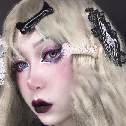 Desenhando Cabelos Y2K: Dicas para um Estilo Futurista e Nostálgico