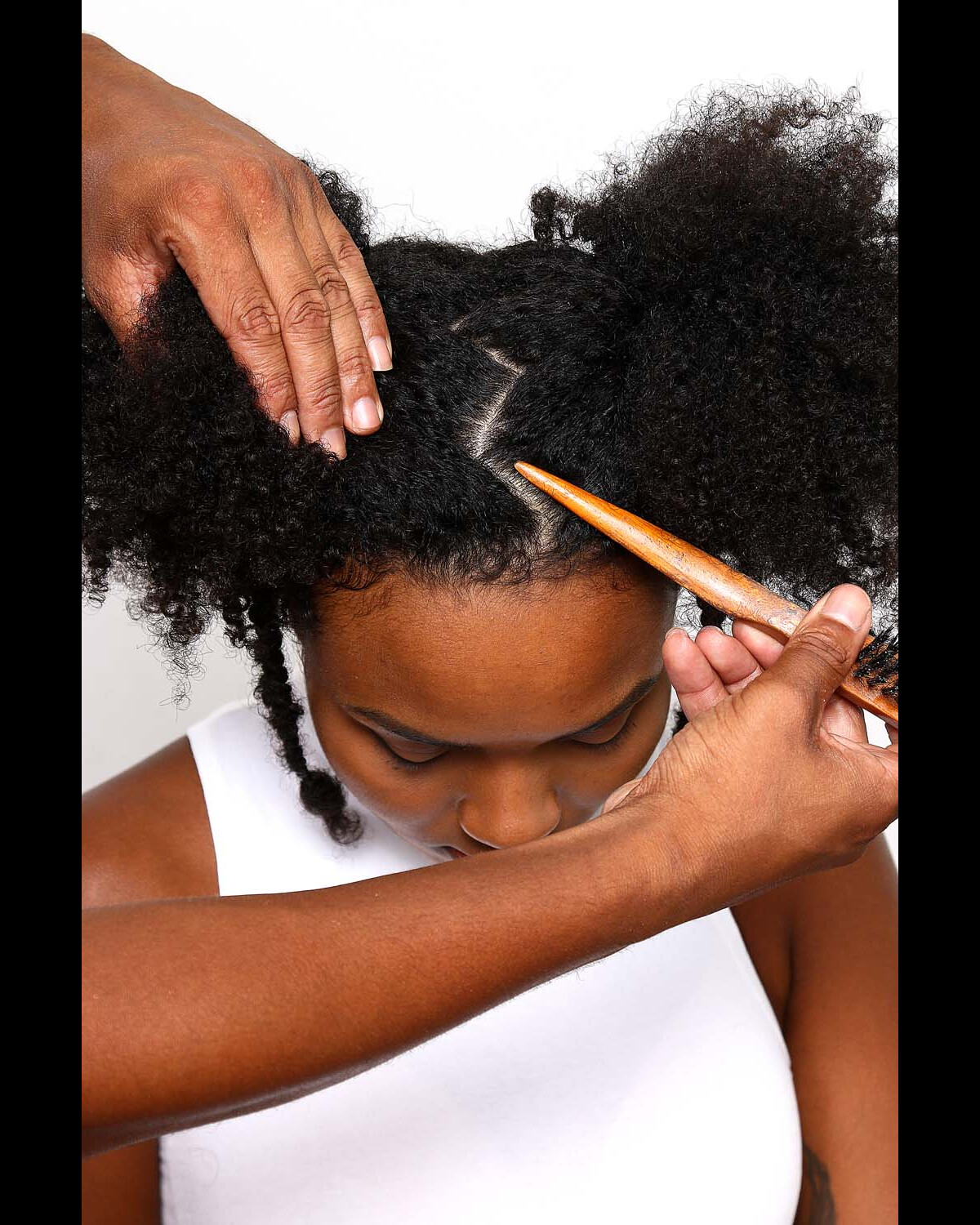 Finalização Zig Zag para Cachos: Diga Adeus ao Couro Cabeludo Aparente