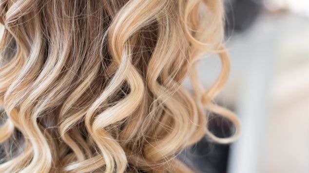 Guia Completo: Como Escolher a Melhor Técnica de Mechas para o Seu Tipo de Cabelo