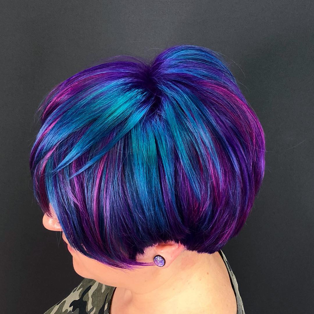 californiana cabelo curto colorido