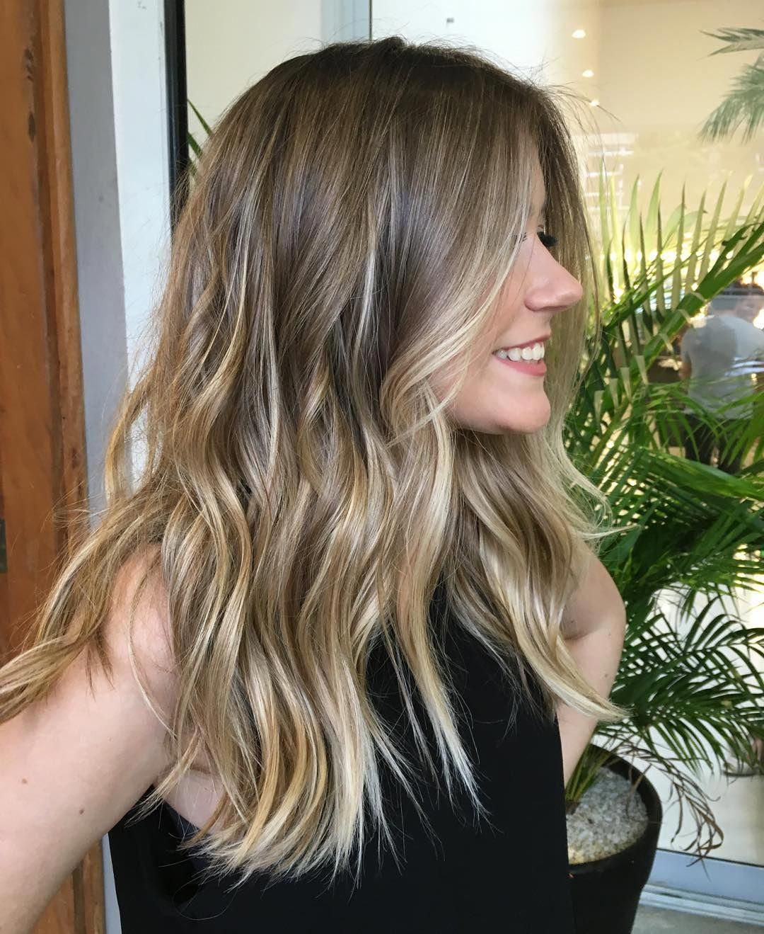 5 Ideias de Títulos para Mechas Californianas Coloridas em Cabelo Curto:
1. Transforme Seu Visual: Mechas Californianas Coloridas para Cabelo Curto
2. O Guia Completo: Como Fazer e Cuidar de Californianas Coloridas em Cabelo Curto
3. Inspire-se: As Melhores Tendências de Mechas Coloridas para Cabelos Curtos
4. Cabelo Curto Ousado: Descubra os Estilos de Californianas Coloridas que Vão Bombar
5. Dicas Essenciais: Manutenção e Cuidados com Mechas Coloridas em Cabelo Curto