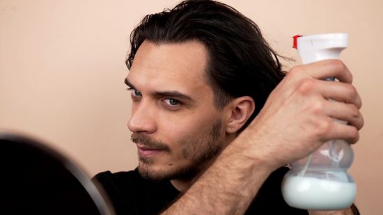 Touca de Meia e Outras Técnicas Sem Calor para Alisar o Cabelo