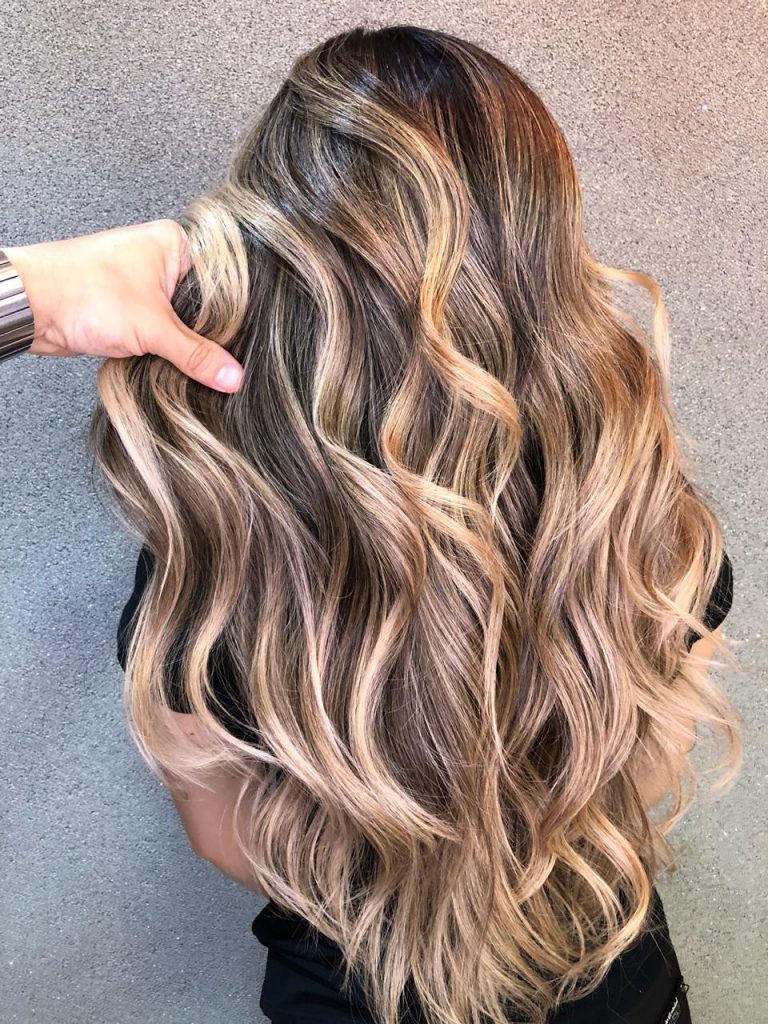 Cronograma Capilar Pós-Descoloração: Recuperando a Saúde dos Fios