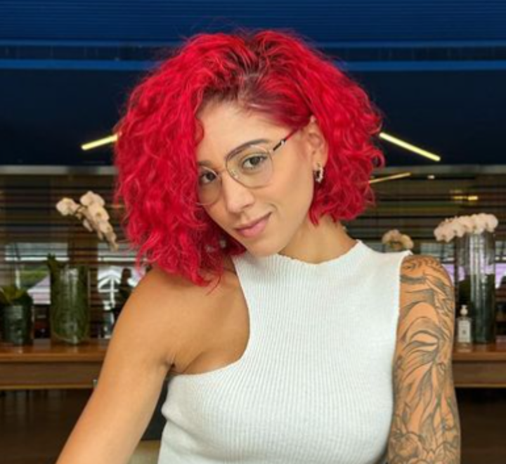 Cabelo com Brilho Espelhado: Dicas e Produtos Essenciais