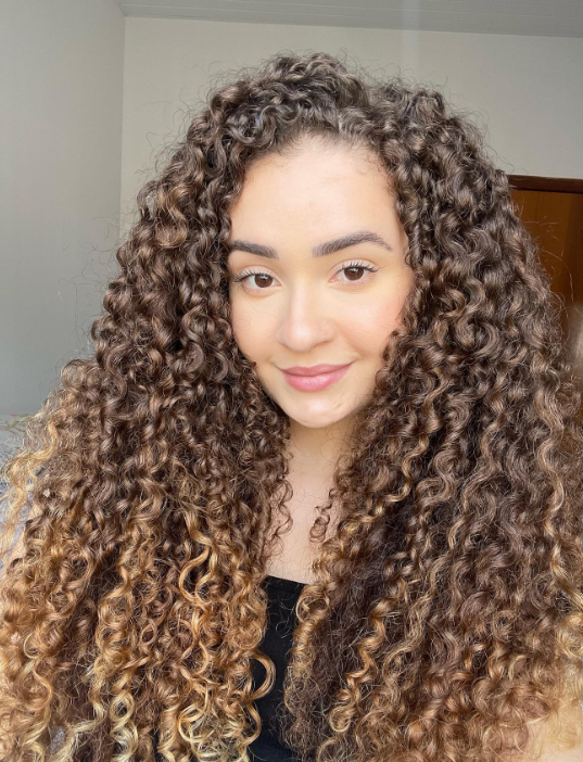 Receitas Caseiras com Água de Arroz e Açúcar para Cabelos Cacheados