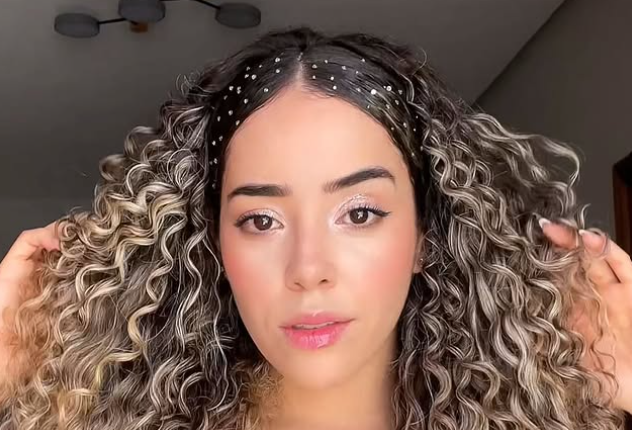 como finalizar cabelo cacheado