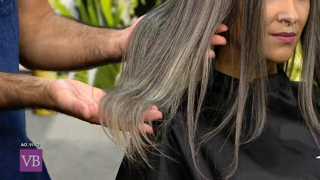 Os melhores shampoos antirresíduos para cabelos loiros