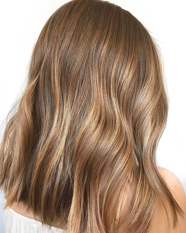 Decapagem Capilar: Quando Procurar um Profissional para Remover Tinta