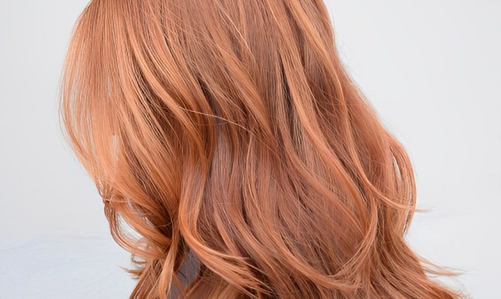 5 ideias de títulos:
1. Descubra as Cores de Cabelo que Vão Dominar 2026
2. Guia Completo: Como Escolher a Cor de Cabelo Perfeita para Você
3. De Natural a Vibrante: As Tendências de Coloração Capilar para 2026
4. Ruivo Acobreado e Loiro Perolado: As Cores Mais Desejadas de 2026
5. Cabelos Fantasia e Preto Azulado: Ouse com as Tendências de 2026