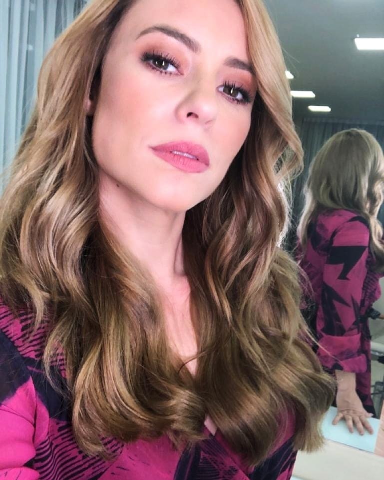 cor do cabelo da paolla oliveira