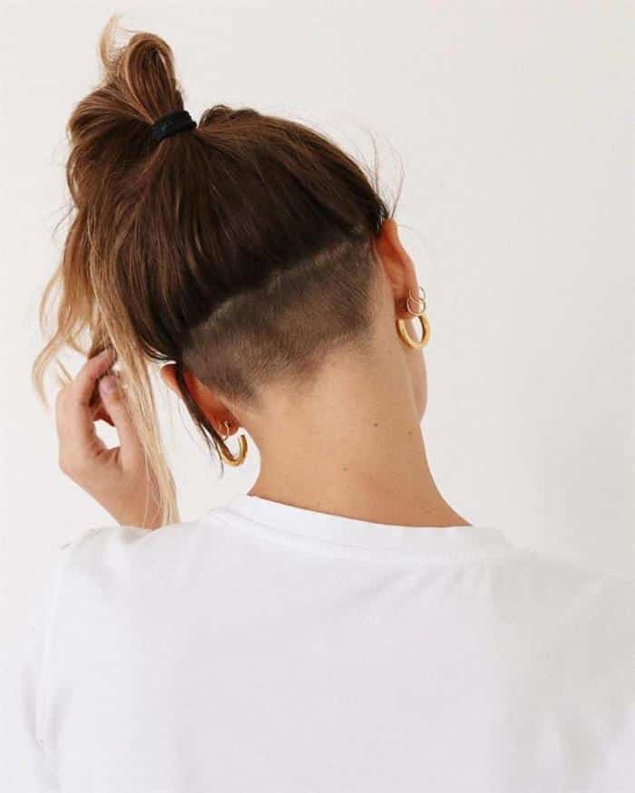 inspiração corte de cabelo feminino atrás