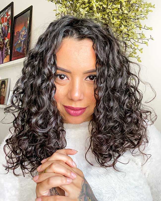 Franjas Perfeitas para Cabelo 2C: Estilos que Valorizam Suas Ondas