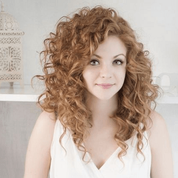 Franjas Perfeitas para Cabelo 2C: Estilos que Valorizam Suas Ondas