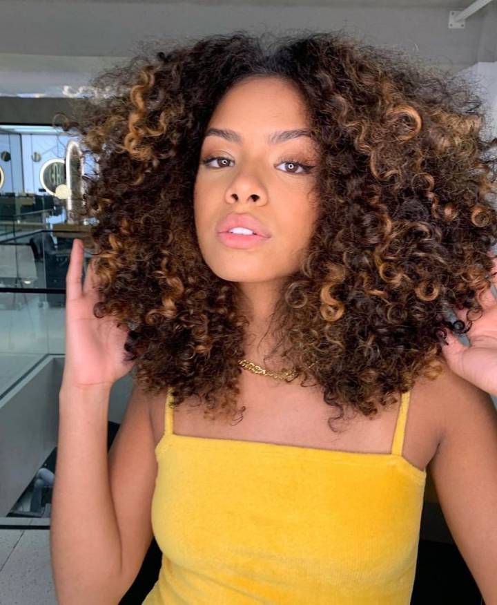 corte pixie para cabelo 3c como estilizar