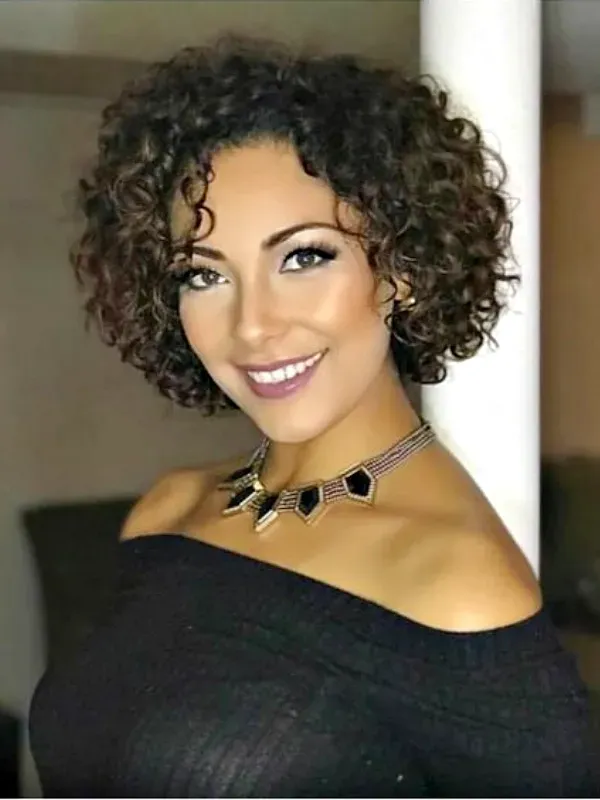 melhores cortes de cabelo 3c para valorizar cachos