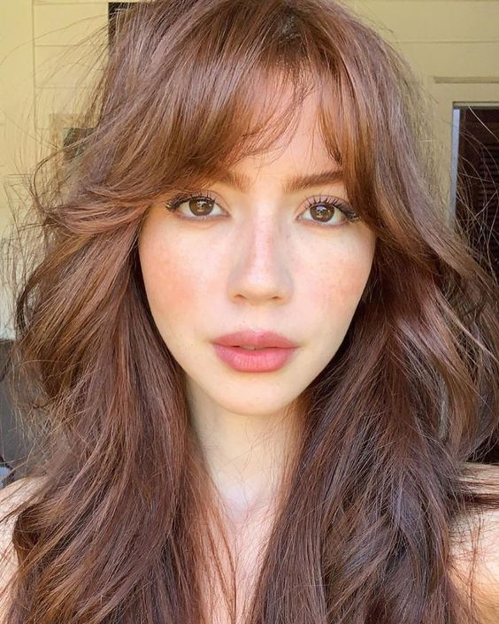 Butterfly Haircut vs. Shaggy Hair: Qual o ideal para você?