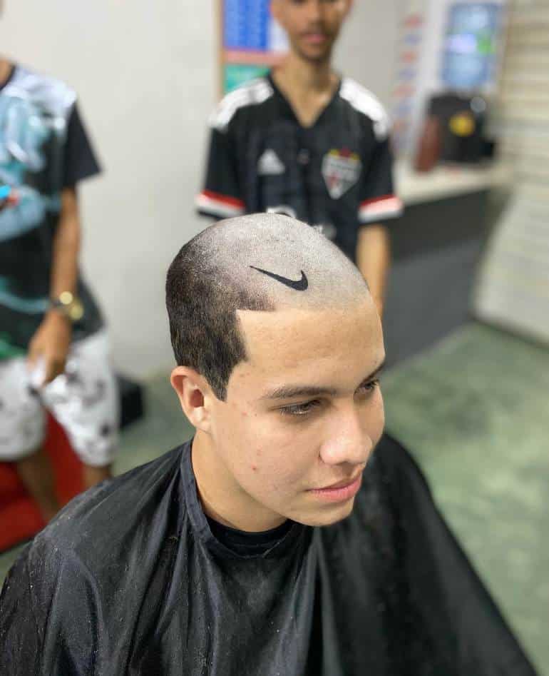 Guia Completo do Low Fade: O Degradê Discreto para Homens