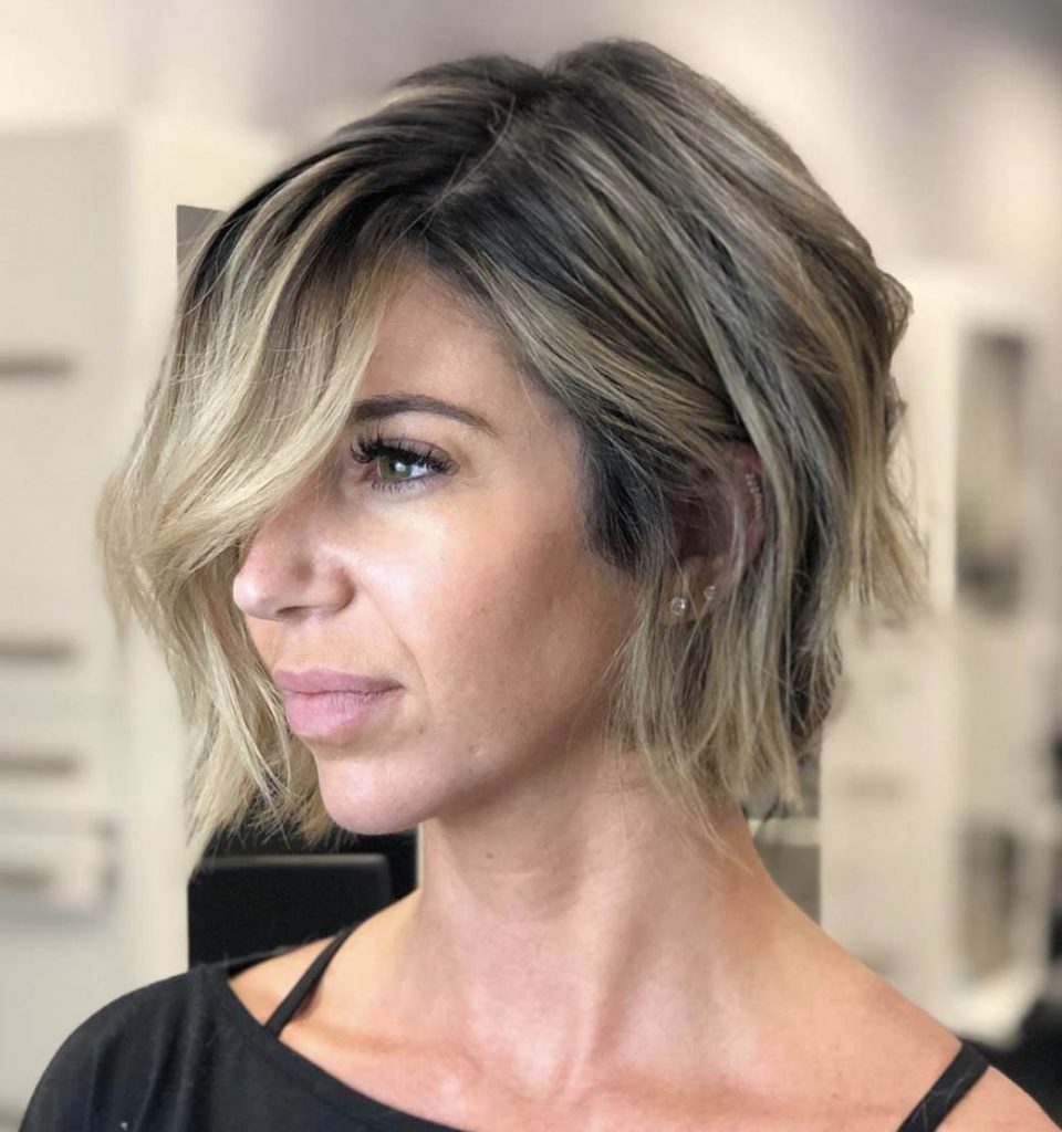 Chanel de bico desfiado vs. long bob: qual a melhor opção para você?