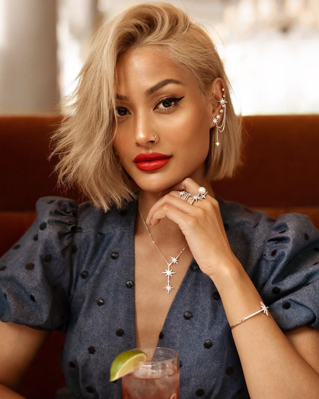 corte de cabelo chanel repicado no ombro