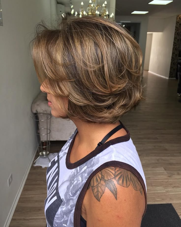 corte de cabelo feminino aos 60 anos