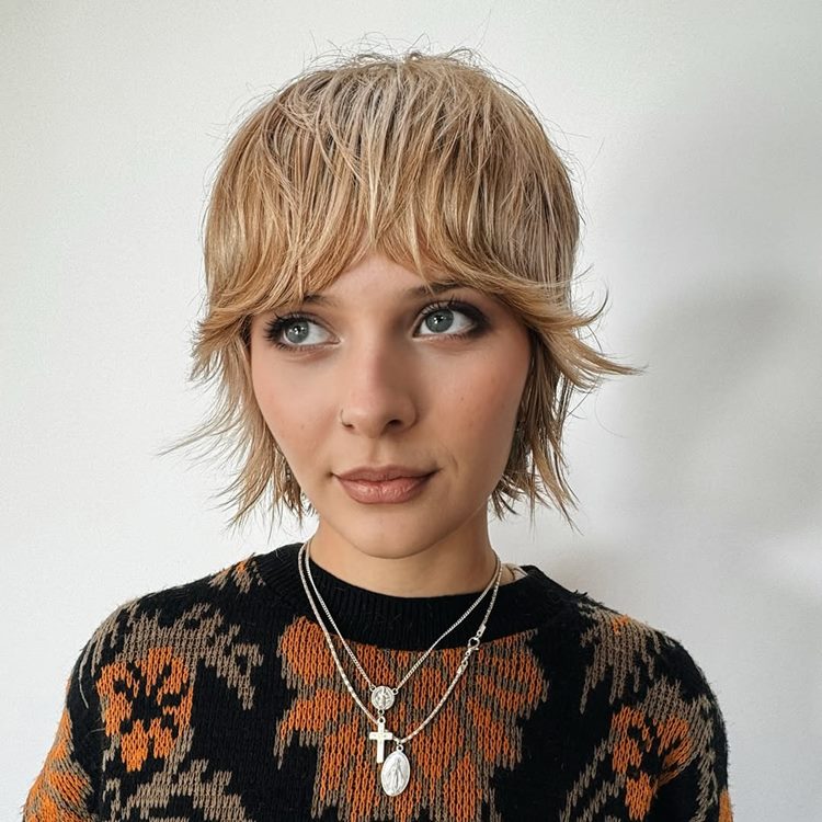 Como Escolher o Corte Curto Perfeito para Seu Rosto em 2026