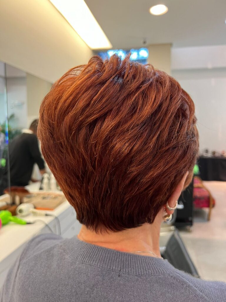 Corte Repicado para Cabelos Cacheados e Ondulados: Guia Completo