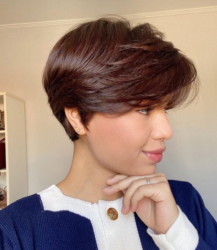 Cortes de Cabelo que Combinam com Franja Lateral: Do French Bob ao Repicado