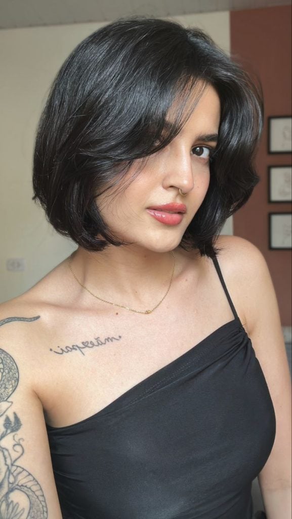 Corte De Cabelo Feminino Franja Lateral