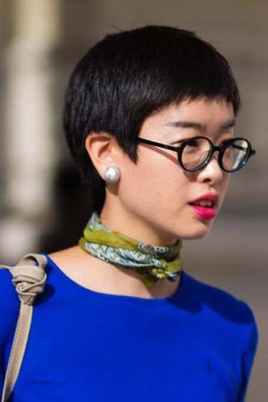 como cortar cabelo grosso em casa