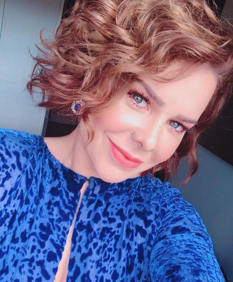 5 Cortes de Cabelo Médio que Afinam o Rosto Redondo
Como o Long Bob Transforma Rostos Redondos
Shaggy Hair e Butterfly Cut: A Dupla Perfeita para Rosto Redondo
O Poder das Camadas: Cortes Repicados para Rosto Redondo
Dicas de Estilização para Valorizar Rostos Redondos