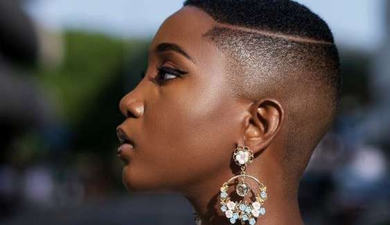 Cortes Femininos com Máquina: Tendências e Inspirações para 2025